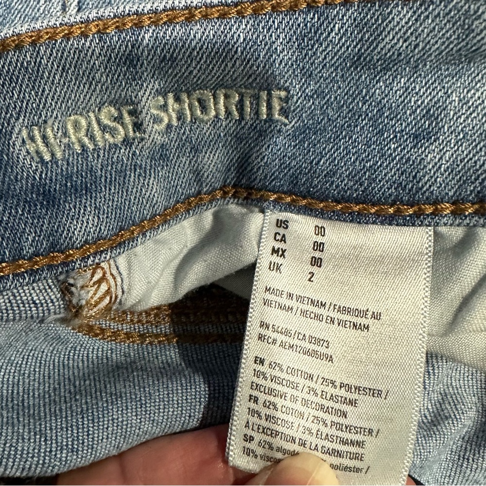 American Eagle denim shorts..hi- rise shortie. Size 00 - Picture 3 of 3